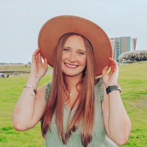 Meet your Posher, Sydney